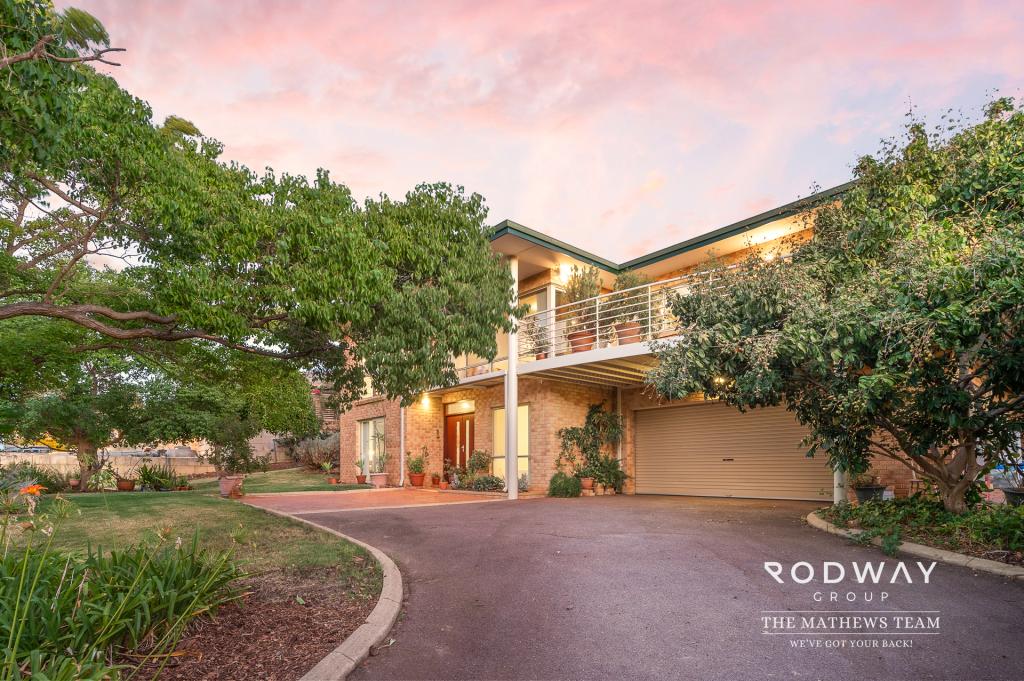 54 HENRIETTA AVE, MOUNT NASURA, WA 6112