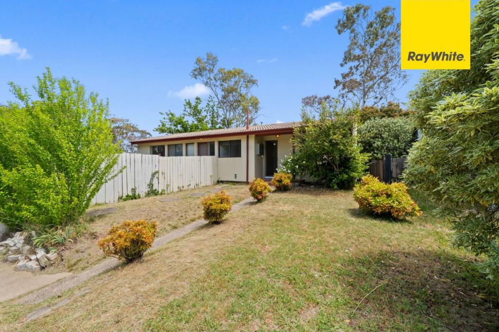 10 Weaver Pl, Charnwood, ACT 2615