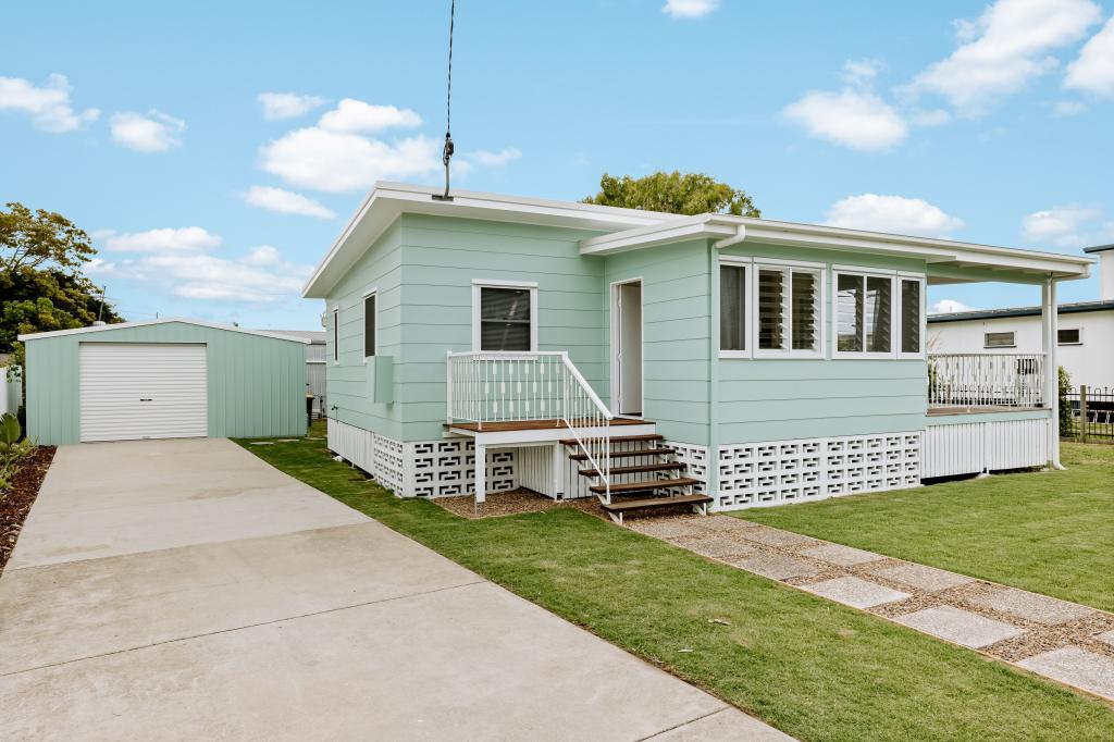 15 Third Ave, Toorbul, QLD 4510