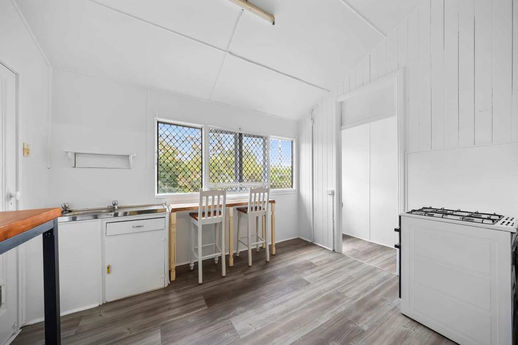 2/11 Leonard St, Woolloongabba, QLD 4102