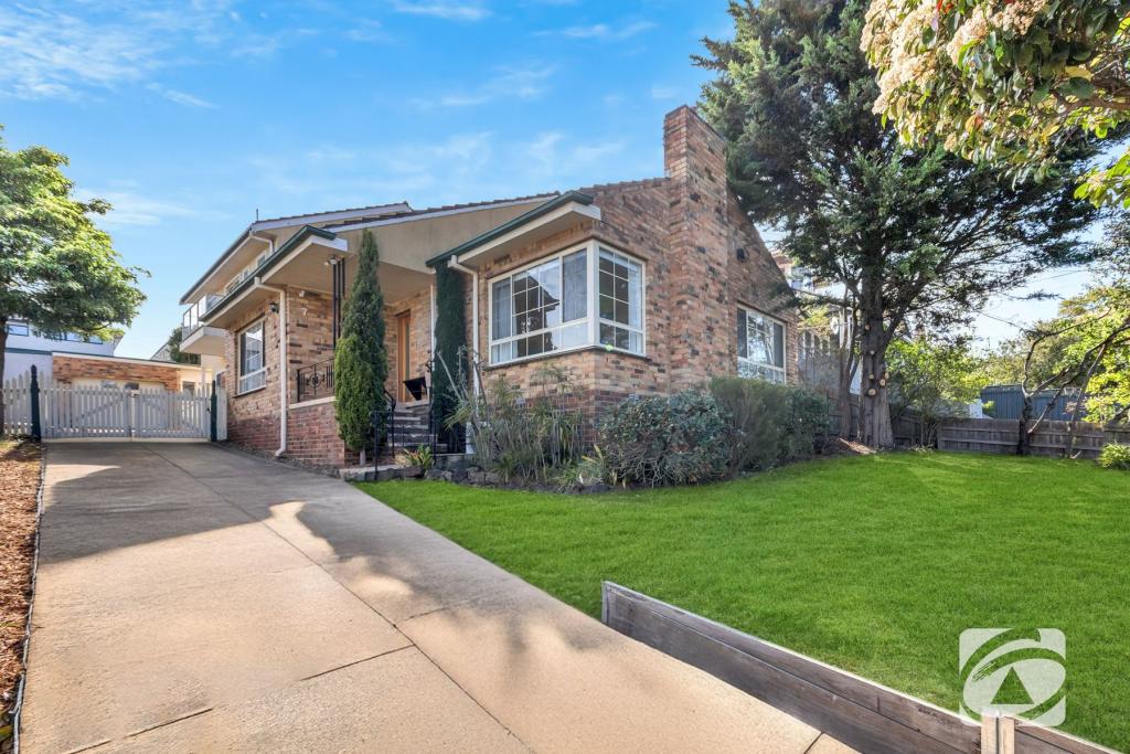 7 Hutchinson St, Bentleigh, VIC 3204
