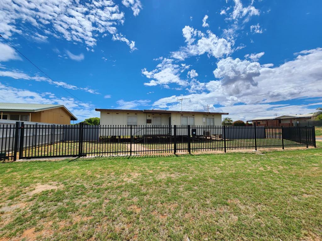 65 Carey St, South Carnarvon, WA 6701