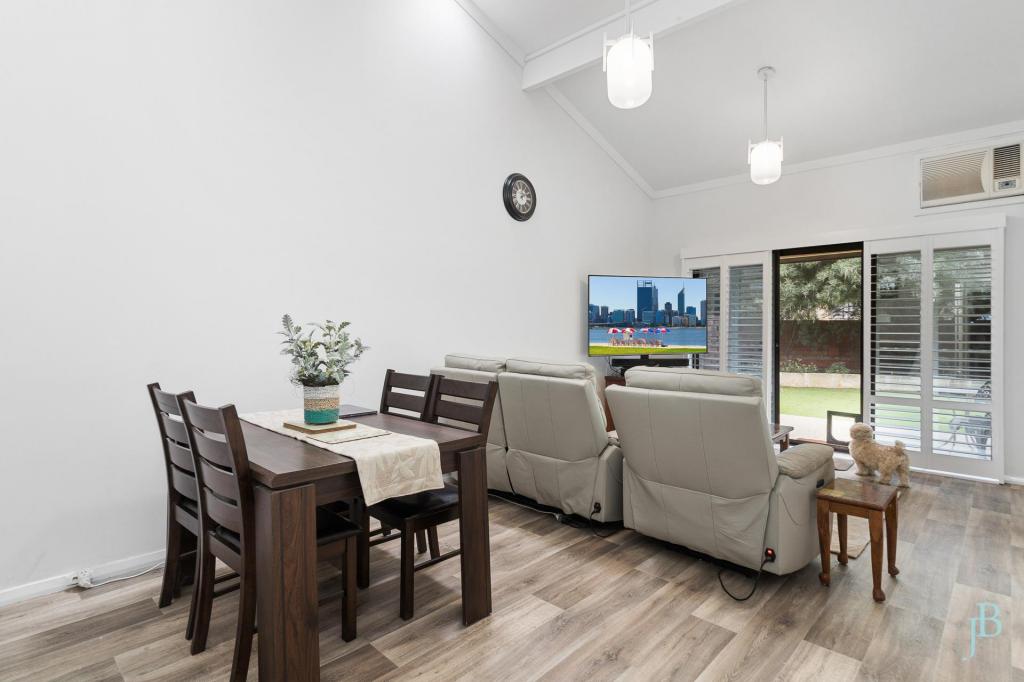 3/6 Mount Henry Rd, Como, WA 6152