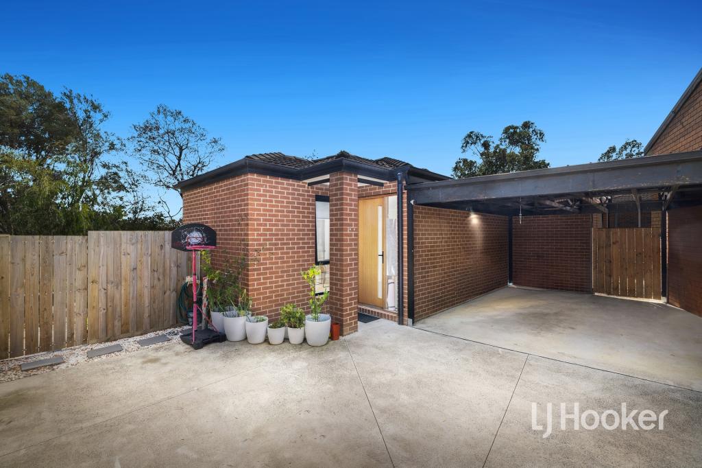 2/29 Willow Dr, Hampton Park, VIC 3976