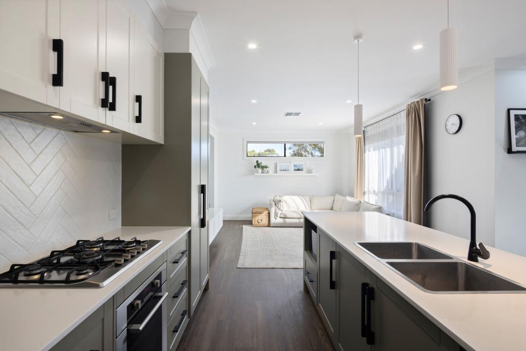 294b Sportsmans Dr, West Lakes, SA 5021