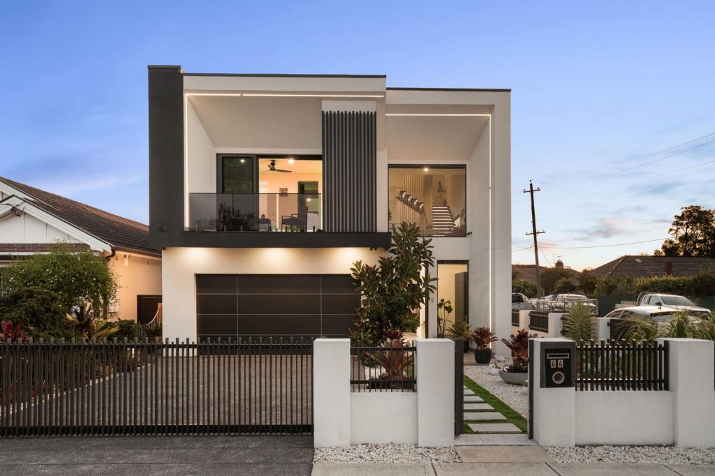 44 TERALBA RD, BRIGHTON-LE-SANDS, NSW 2216