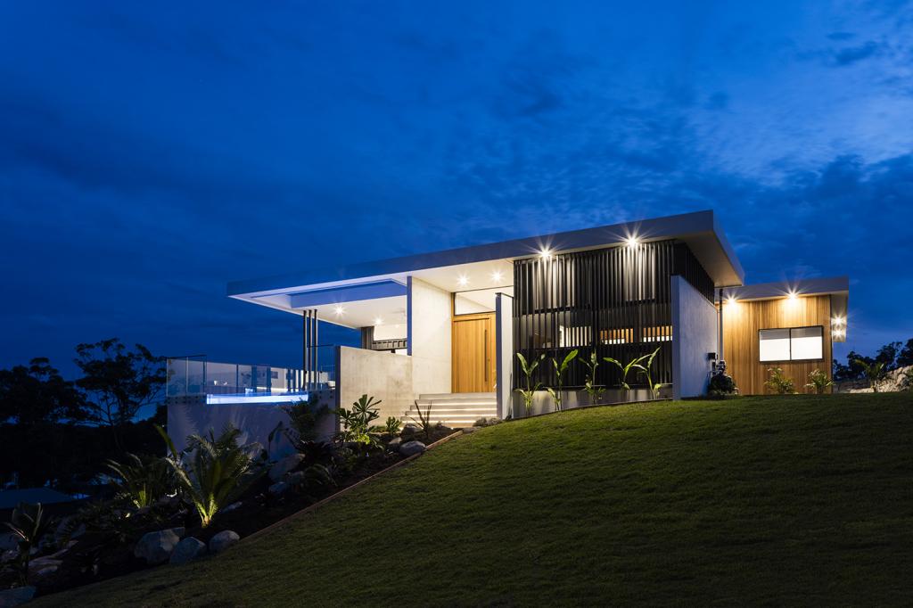 200 Palmview Forest Dr, Palmview, QLD 4553