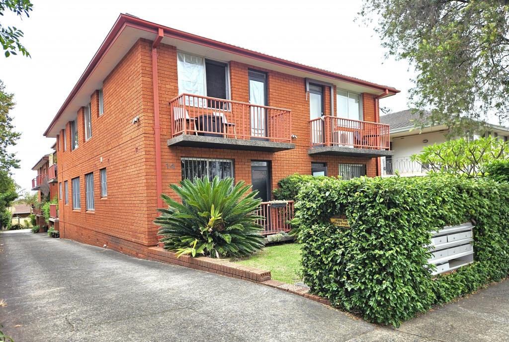 2/14 Northcote St, Canterbury, NSW 2193