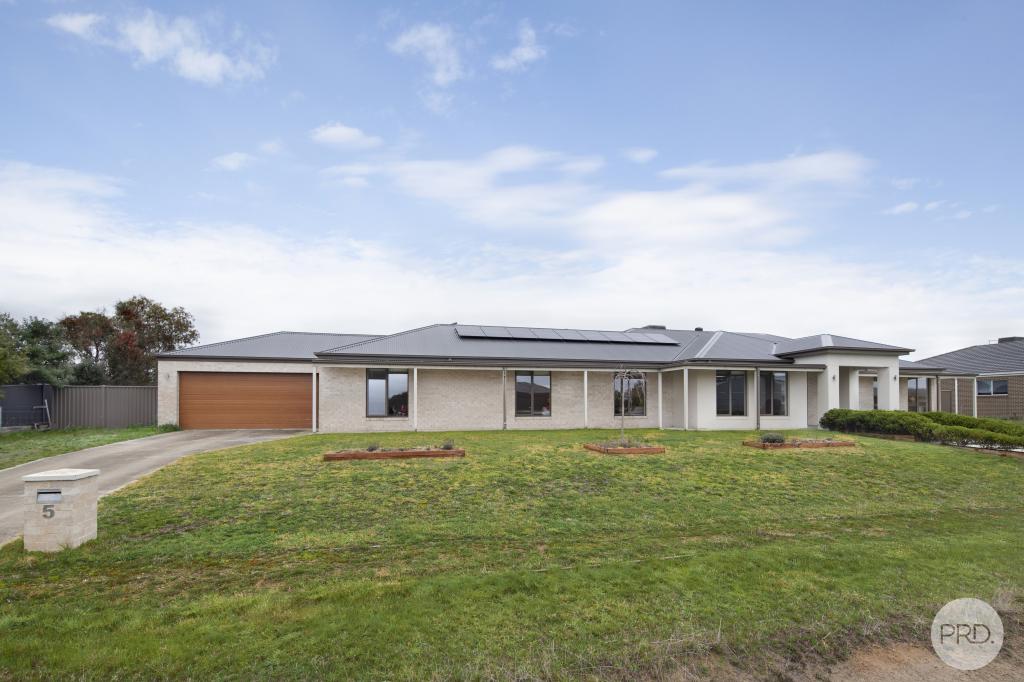 5 Herbert St, Cardigan, VIC 3352