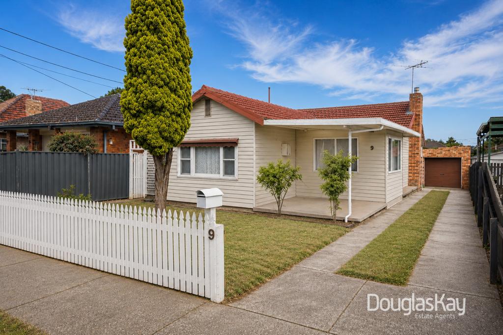 9 ANDREW ST, SUNSHINE, VIC 3020