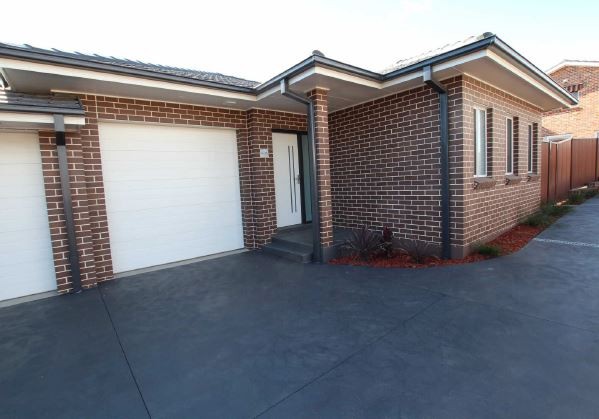 33a Ettalong Rd, Greystanes, NSW 2145