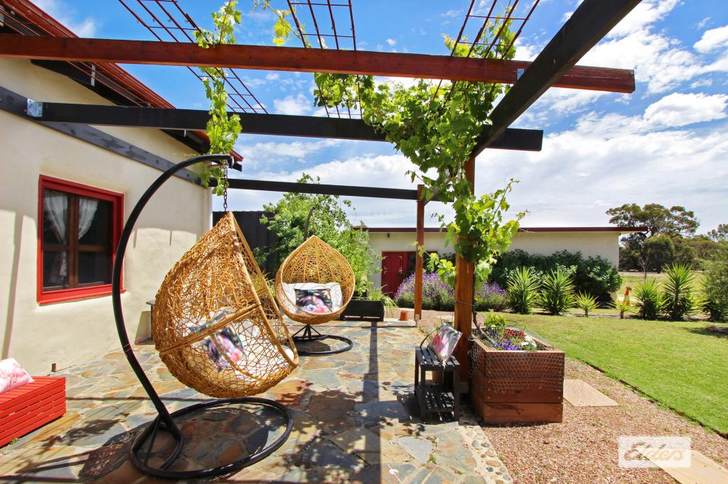 54 Ramon Pde, Ravenswood, VIC 3453
