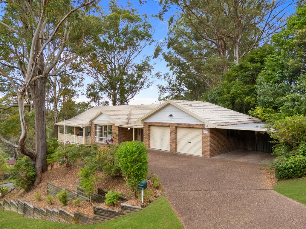 3 Gregory St, Wyoming, NSW 2250