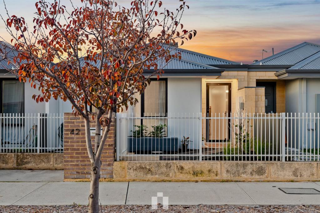 42 Turquoise Bvd, Treeby, WA 6164