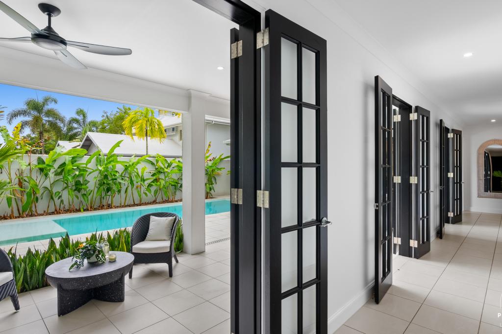 22 Oliva St, Palm Cove, QLD 4879