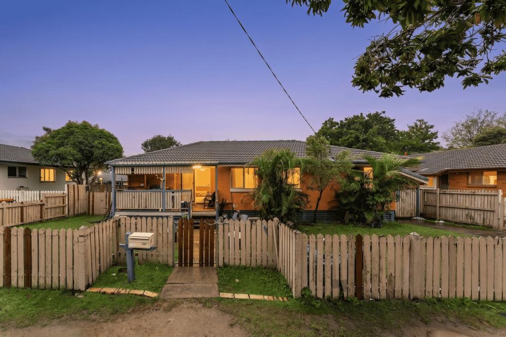 19 Hayden St, Riverview, QLD 4303