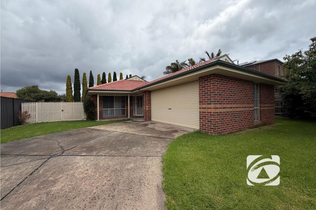 77 Hancock Dr, Berwick, VIC 3806