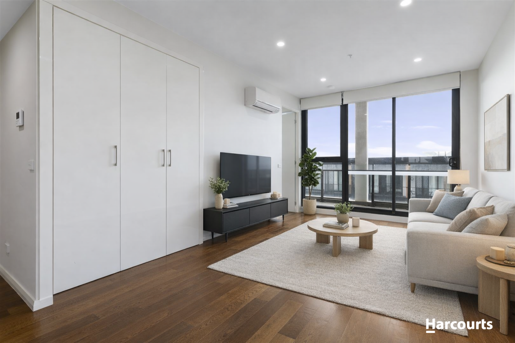 201/3 Red Hill Tce, Doncaster East, VIC 3109