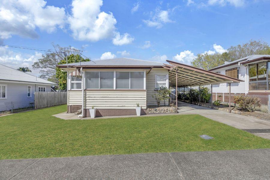 125 Jacaranda St, North Booval, QLD 4304
