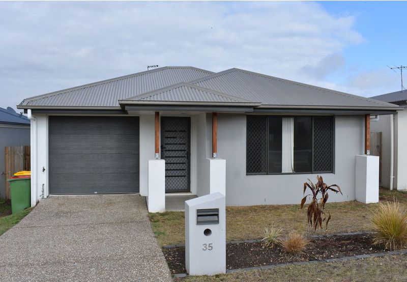 35 Saddleback Ave, Redbank Plains, QLD 4301