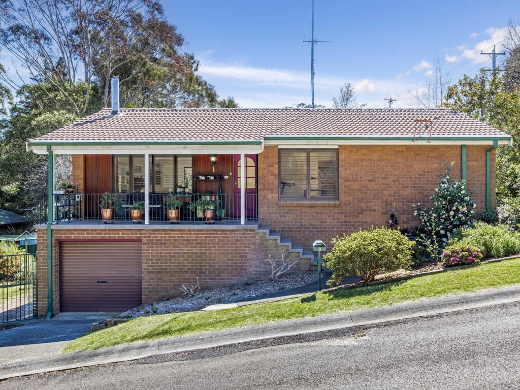 8 Waragil St, Blackheath, NSW 2785