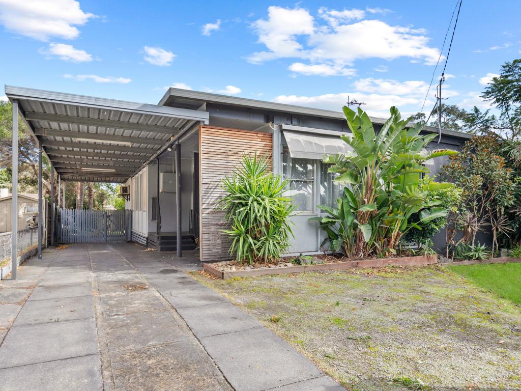 27 Candlebark Cres, Frankston North, VIC 3200