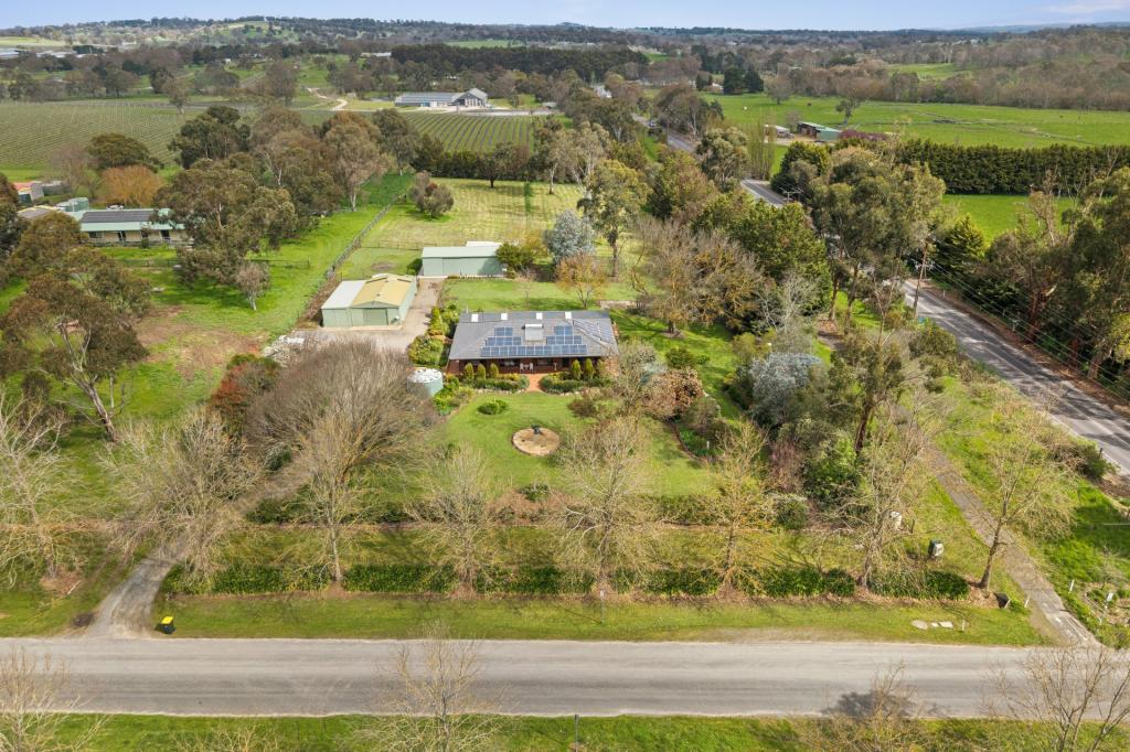 2 Hutchens Rd, Woodside, SA 5244