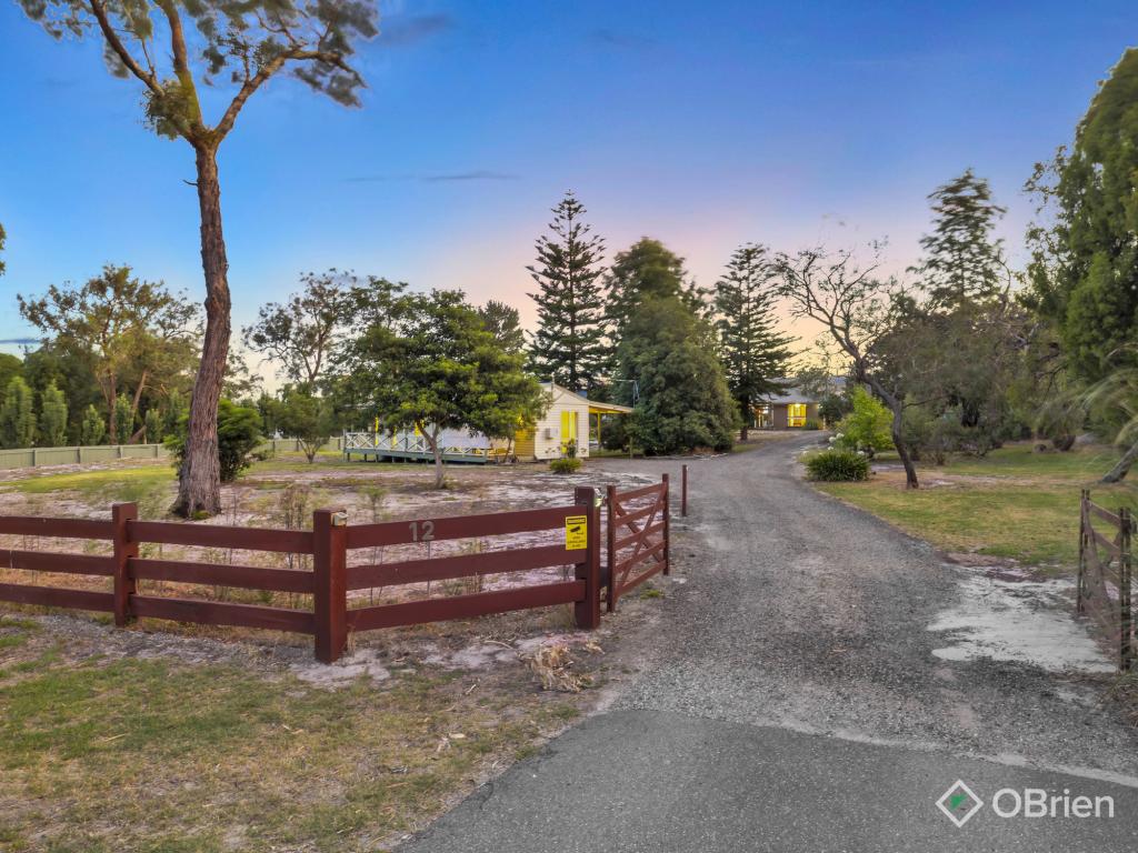 12 Browns Rd, Devon Meadows, VIC 3977