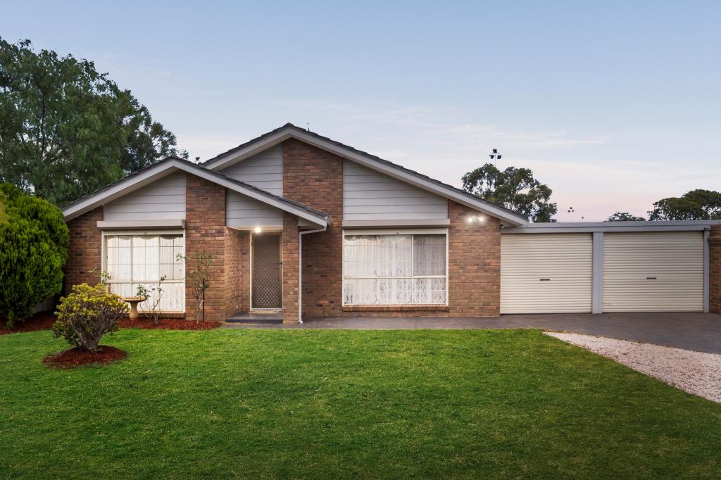 56 Smoult Dr, Kurunjang, VIC 3337