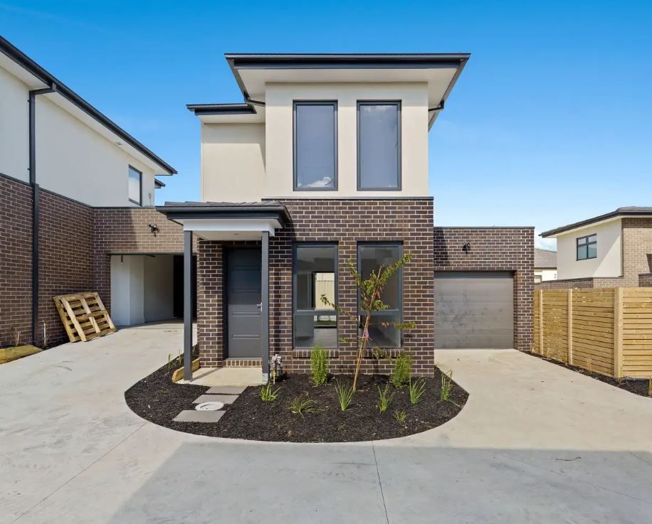 2/5 Hillview Dr, Carrum Downs, VIC 3201