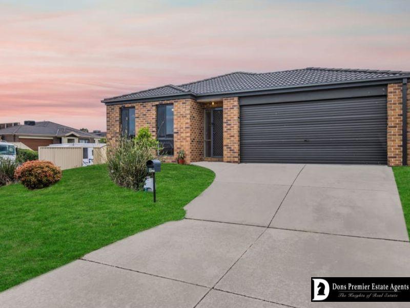 1 Delphinium Rd, Pakenham, VIC 3810