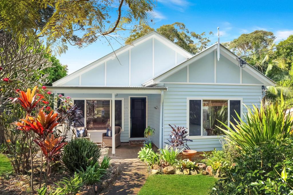 61 Hillcrest Rd, Empire Bay, NSW 2257