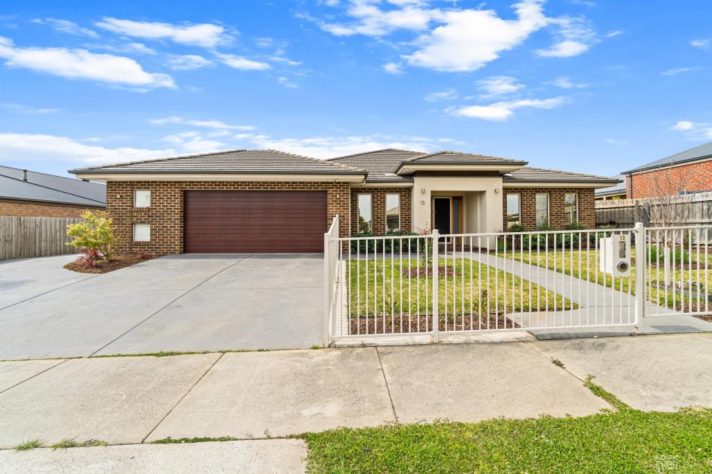 13 Crestmont Ct, Traralgon, VIC 3844