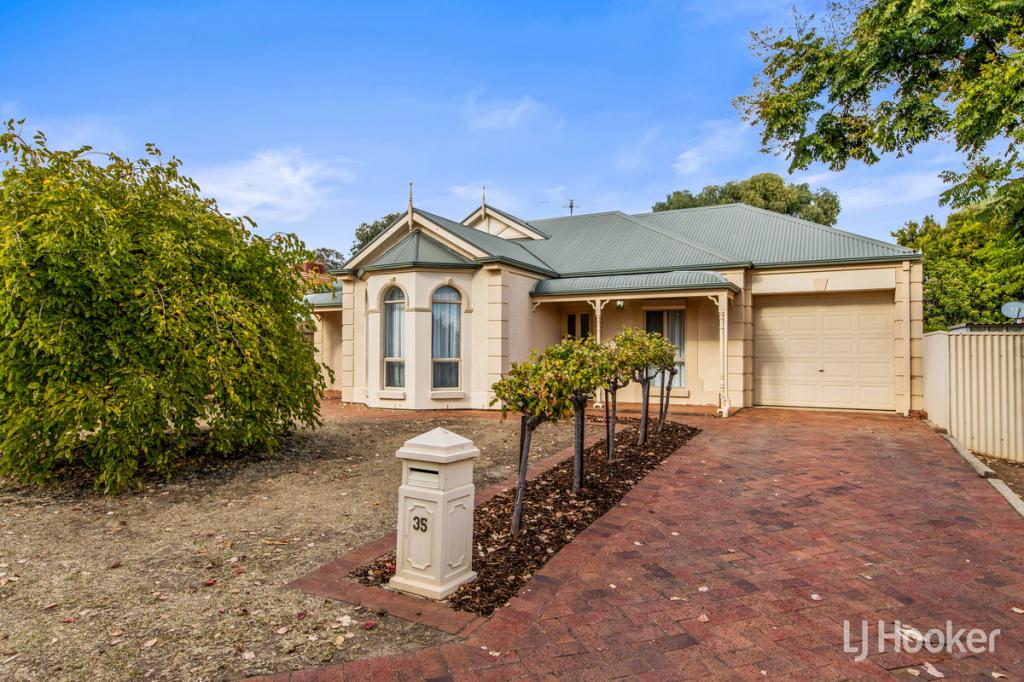 35 Castle Ct, Blakeview, SA 5114