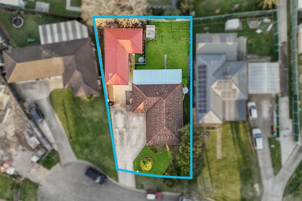 7 Kiwi Cl, St Clair, NSW 2759