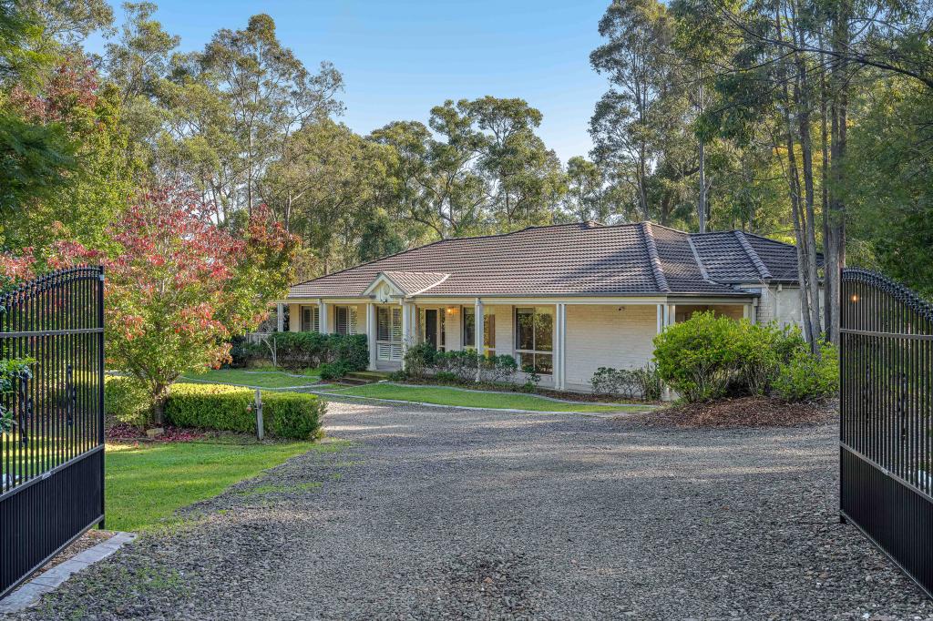 5 Whipbird Place, Woodlands Est, Thornton, NSW 2322