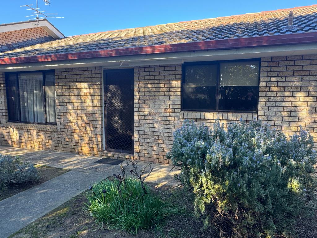 C/17 Willawong St, Young, NSW 2594