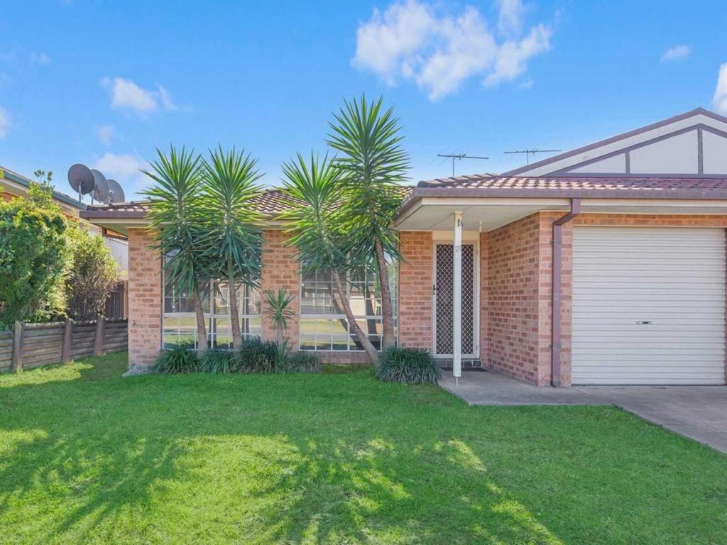 21 Brussels Cres, Rooty Hill, NSW 2766