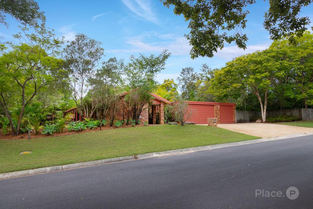 187 College Rd, Karana Downs, QLD 4306