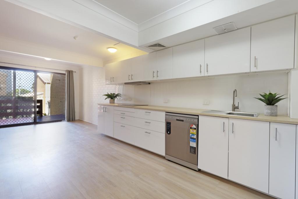 22/29 Browning Bvd, Battery Hill, QLD 4551