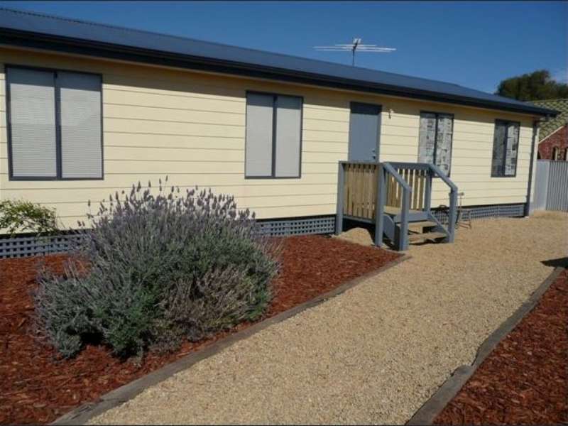 48 Stirling Cres, Aldinga Beach, SA 5173