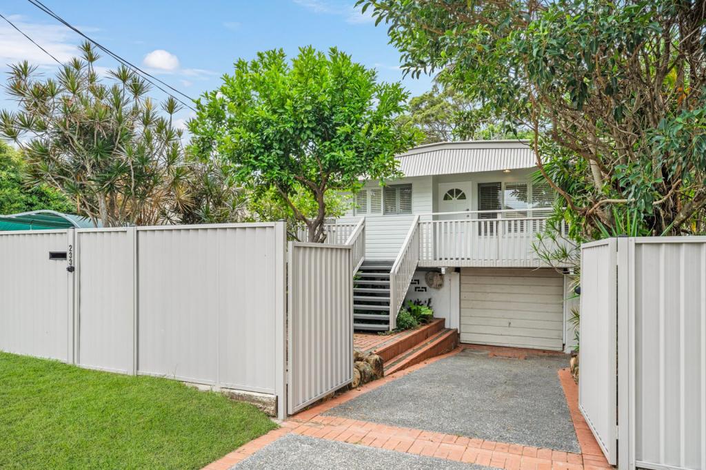 233 MACDONNELL RD, CLONTARF, QLD 4019