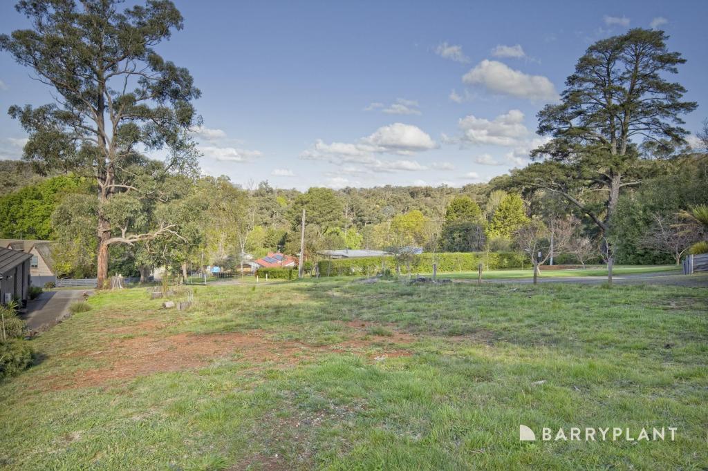 8 Gum St, Cockatoo, VIC 3781