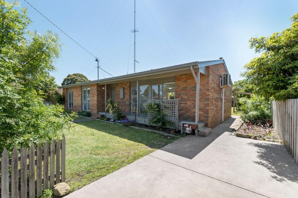 31 Stodart St, Colac, VIC 3250