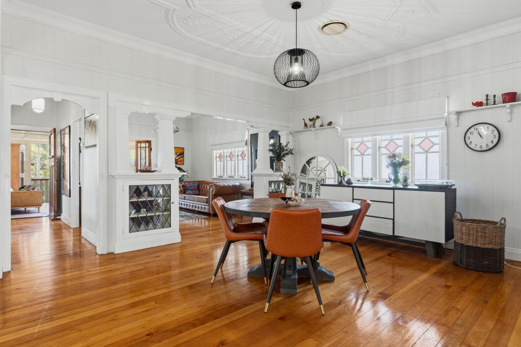8 Macgregor St, Woodend, QLD 4305