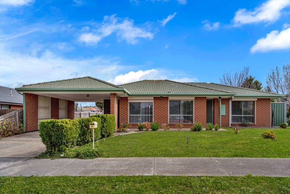 56 Yarcombe Cres, Craigieburn, VIC 3064