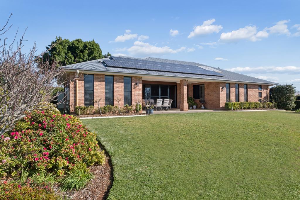 5 Kalimna Dr, Highfields, QLD 4352