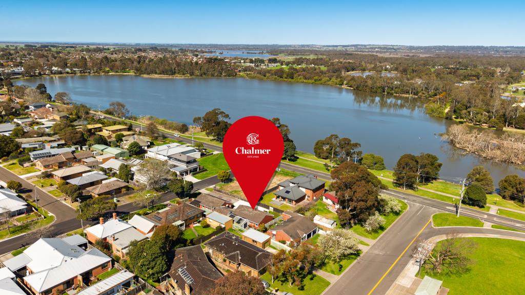 2/7 MARKET ST, SALE, VIC 3850