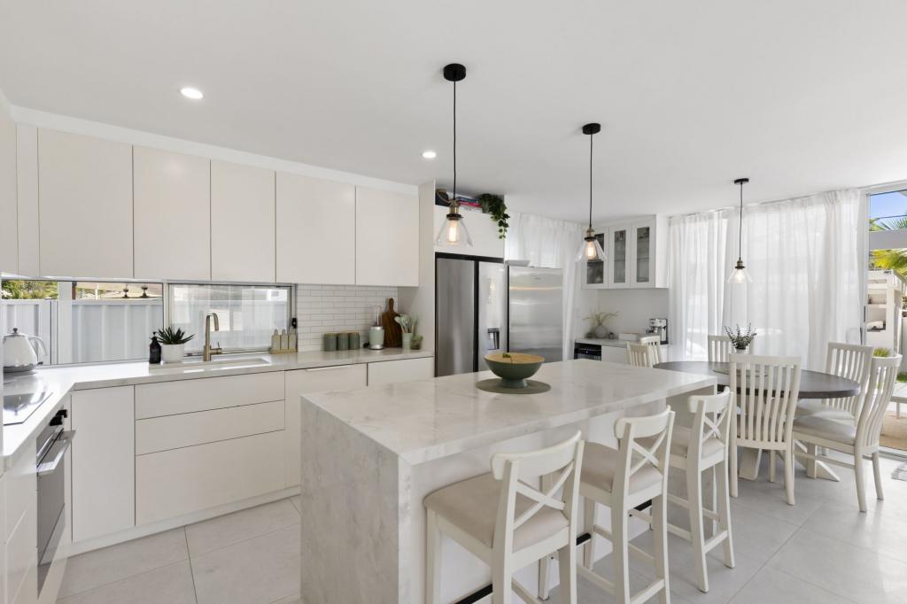 20 Sturt St, Molendinar, QLD 4214