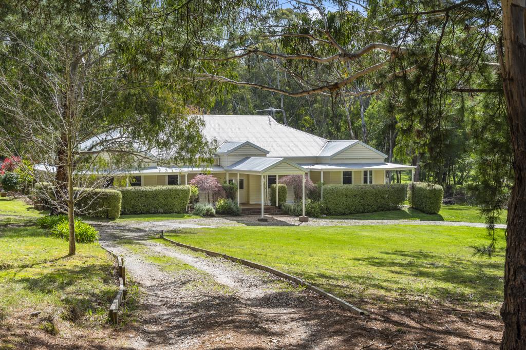 144 BLACKWOOD RD, MACEDON, VIC 3440